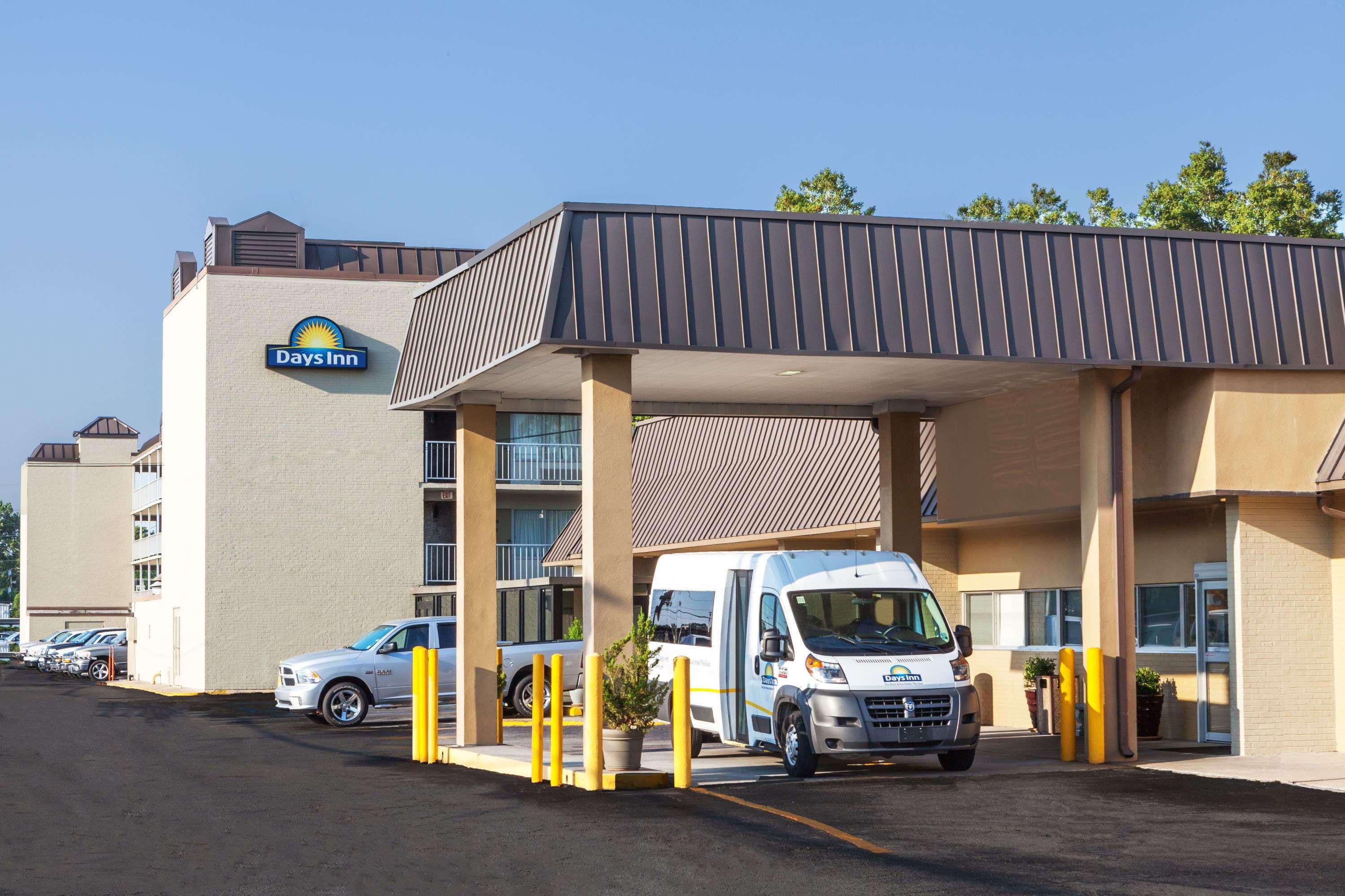 Days Inn By Wyndham New Orleans Airport Kenner Exterior photo